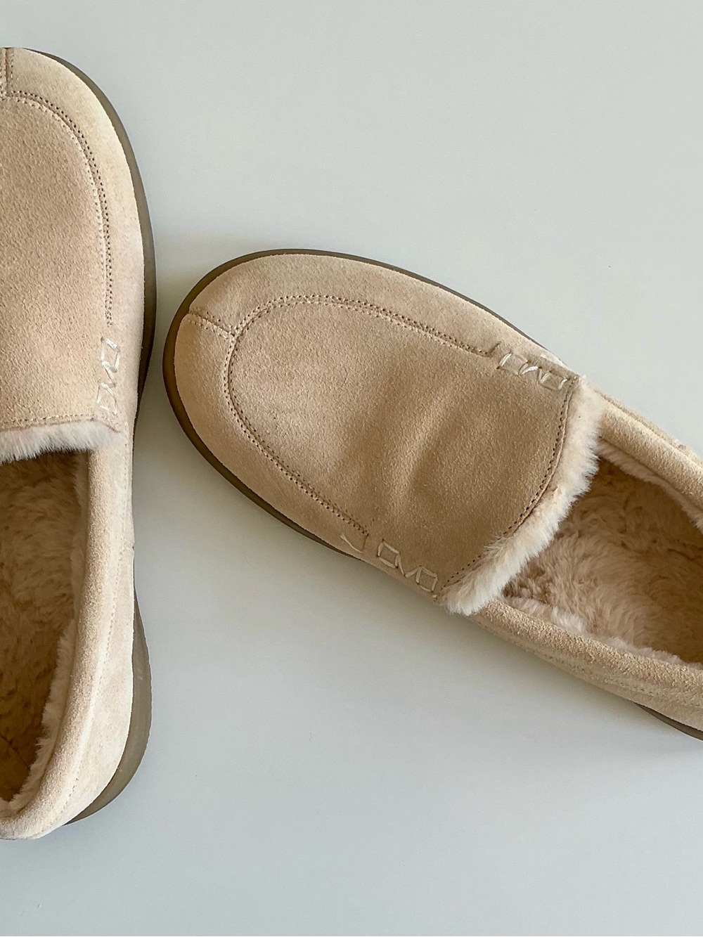 Vionic Lynez Faux Fur Loafers Sz 7.5 - Picture 6 of 7